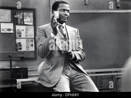 Sidney Poitier sul set del film, un pezzo di azione, 1977 Foto Stock