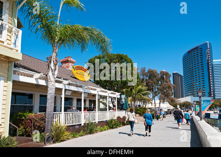 California di San Diego, il Seaport Village, Buster's Beach House ristorante bar Foto Stock