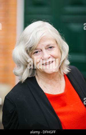 Ann Widdecombe Noreen DSG è un ex partito conservatore britannico politico ed è stato un romanziere dal 2000 Foto Stock