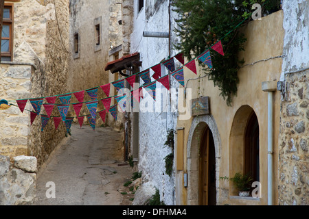 Le strade della città vecchia storica di Maroulas, Creta, Grecia Foto Stock