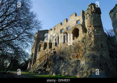 Rimane degli Orsini - castello Altieri dal Bernini, Canale Monterano Italia. Foto Stock