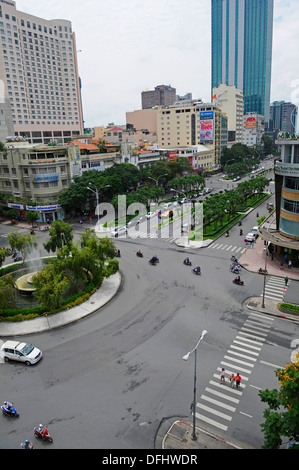 Busto nodo stradale e rotonda in Ho Chi Minh city Vietnam Foto Stock