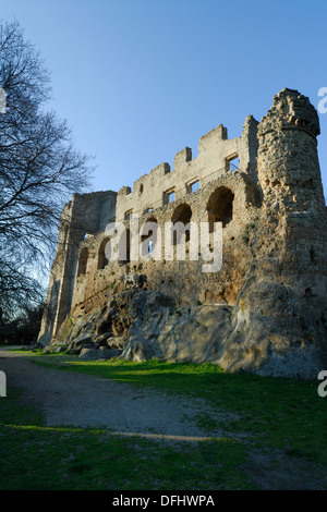 Rimane degli Orsini - castello Altieri dal Bernini, Canale Monterano Italia. Foto Stock