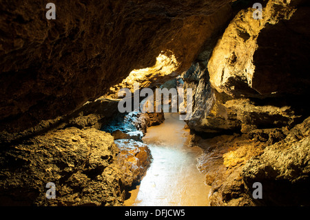 Grotta a Gotland Foto Stock