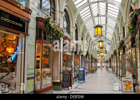 Norwich Royal Arcade, Norfolk Inghilterra, Regno Unito Foto Stock