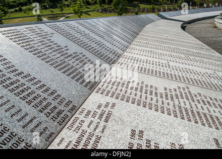 Parte di Srebrenica Genocide Memorial il 25 giugno 2009 in Potocari, in Bosnia ed Erzegovina. Foto Stock