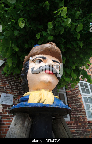 Schwedenkopf, Svedese, testa di fronte Baumhaus nel vecchio porto di Wismar, Mar Baltico, Meclemburgo Pomerania Occidentale, Germania Foto Stock