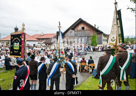 Cerimonia di battesimo di una campana, Antdorf, Baviera, Germania Foto Stock