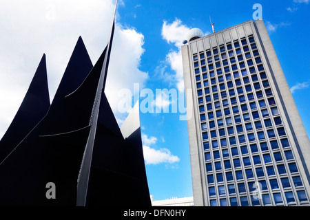 Alexander Calder la scultura al cortile del MIT Foto Stock