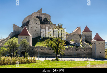 Rupea fortezza è nella contea di Brasov, Romania. Medievale landmark sassoni di Transilvania. Foto Stock