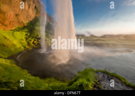 Seljalandsfoss cascata, Islanda Foto Stock