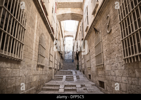 Strada di Gerusalemme città vecchia in Israele Foto Stock