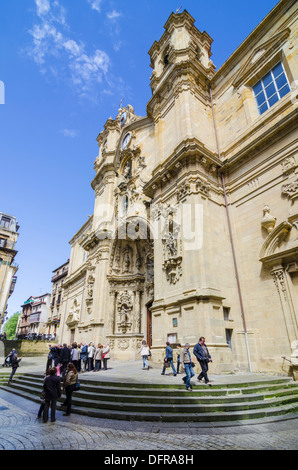 Facciata barocca della Iglesia de Santa Maria del Coro, Parte Vieja, San Sebastian, Spagna Foto Stock