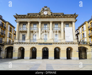 Il vecchio municipio in Plaza de la Constitucion, Parte Vieja, San Sebastian, Spagna Foto Stock