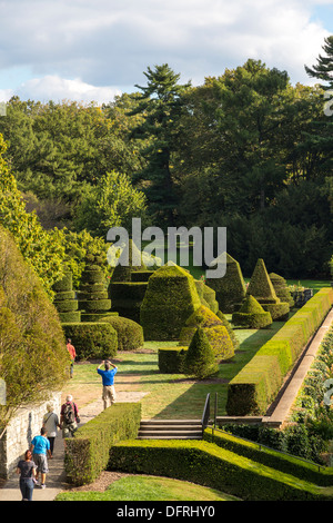 Topiaria da giardino, Longwood Gardens, Kennett Square, Pennsylvania, STATI UNITI D'AMERICA Foto Stock