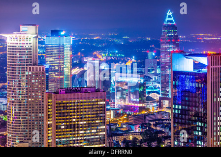 La città di Francoforte, in Germania, il centro finanziario del paese. Foto Stock