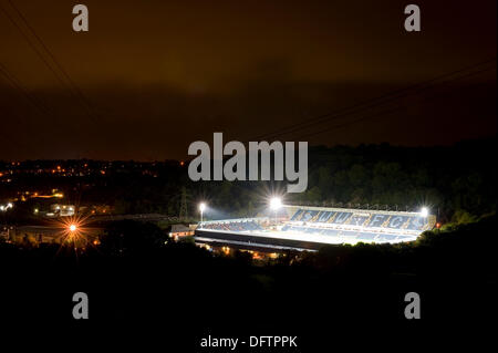 Wycombe, Regno Unito. 08 ott 2013. Adams Park vista generale durante il Johnstone la vernice Trophy gioco tra Wycombe Wanderers e la città di Bristol. © Azione Sport Plus/Alamy Live News Foto Stock