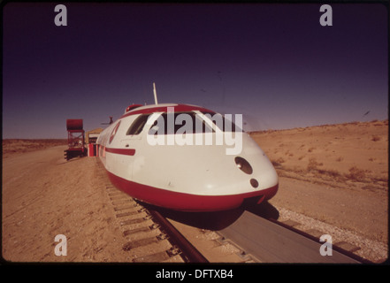 Il LIMTV (motore a induzione lineare veicolo di prova) è testato presso il dipartimento di trasporto ad alta velocità di prova di massa... 545931 Foto Stock