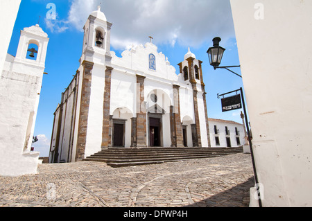 Monsaraz, Santa Maria da Lagoa o la chiesa di Nossa Senhora de Lagoa, Alentejo, Portogallo Foto Stock