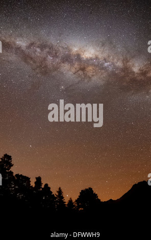 Il centro della Via Lattea, il nostro centro galattico al di sopra della Sierras, Sierra de la Ventana, Argentina. Foto Stock