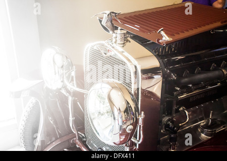 1922 hispano-SUIZA Modello H-6-B Cabriolet de Ville, il corpo da Saoutchik presso la collezione Nethercutt Sylmar in California Foto Stock