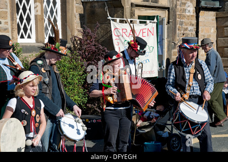 I musicisti folk a suonare all'annuale Fiera di pecora Masham North Yorkshire England Regno Unito Regno Unito GB Gran Bretagna Foto Stock