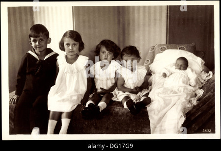 Foto Ak Prinz Heinrich, Irmengard, Hilda, Editha von Bayern; Foto Stock