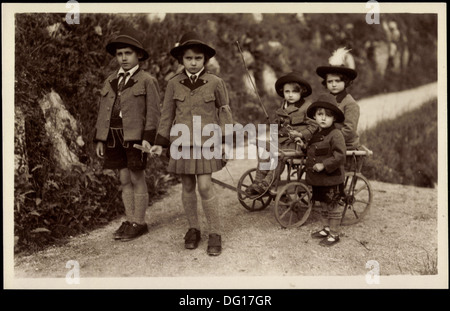 Foto Ak Prinz Heinrich, Irmengard, Hilda, Gabrielle von Bayern; Foto Stock