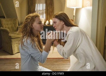 CARRIE 2013 MGM/Sony Pictures film con Julianne Moore a destra e Chloe Grace Moretz Foto Stock