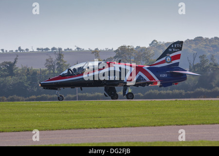 BAE Systems Hawk T1A, XX263, Royal Air Force, frecce rosse team, Duxford Airshow, Cambridgeshire, England, Regno Unito Foto Stock