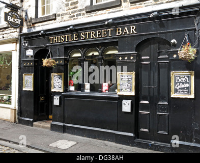 Thistle St bar in Edinburgh - Tradizionale centro città Bellhaven scozzese pub birreria Scotland, Regno Unito Foto Stock