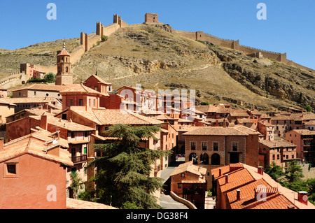 Albarracin, Teruel, Spagna. Un pittoresco borgo medievale. Foto Stock