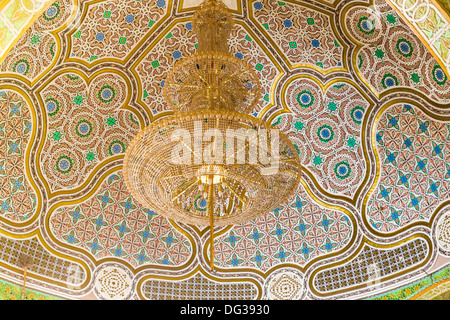 Il Senegal, Touba. Mausoleo di Mourtada Mbacke, adiacente alla Grande Moschea di Touba. Foto Stock