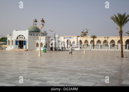 Il Senegal, Touba. Mausoleo di Mourtada Mbacke, fratello del Quinto Calif-General della Fratellanza Mouride. Foto Stock