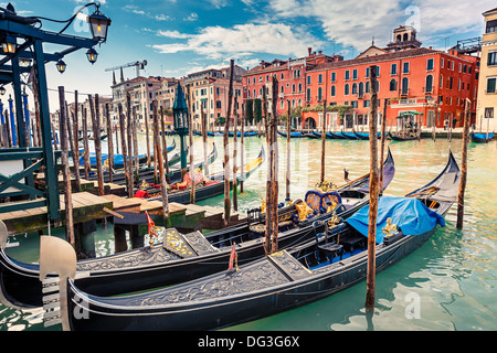 Gondole sul Canal Grande a Venezia Foto Stock