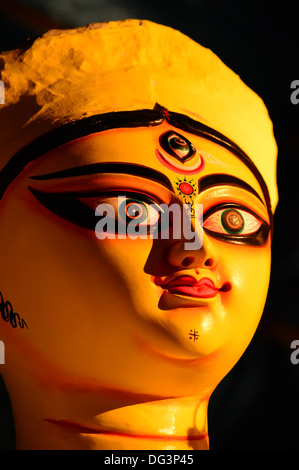 Maa Durga, agli occhi del Terzo Occhio, viso, DEA, India, Bengali, Madre, idolo rendendo Foto Stock