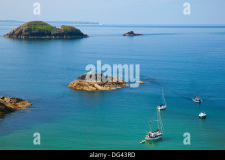 Spiaggia Vicino a Solva inferiore, Pembrokeshire, Wales, Regno Unito, Europa Foto Stock