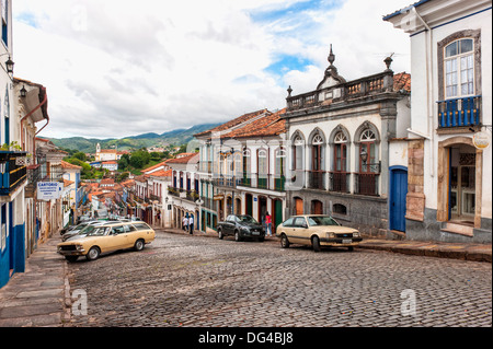 Strade, Ouro Preto, Sito Patrimonio Mondiale dell'UNESCO, Minas Gerais, Brasile, Sud America Foto Stock