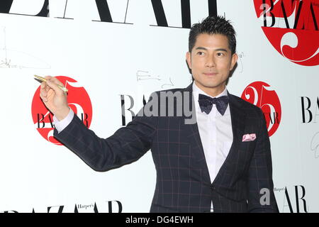 Hong Kong, Cina. Undicesimo oct, 2013. Aaron Kwok assiste Harper's Bazaar XXV Anniversario cerimonia parte di Hong Kong, Cina venerdì 11 Ott 2013. © TopPhoto/Alamy Live News Foto Stock