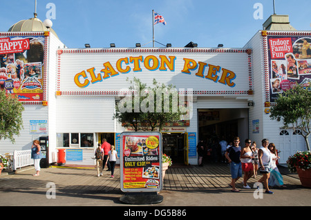 Clacton pier a Clacton-on-Sea nell'Essex Foto Stock