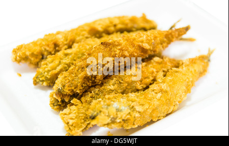 Pesce fritto isolati su sfondo bianco Foto Stock