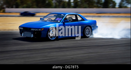 Potente vettura Drifting Foto Stock