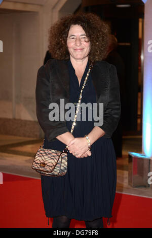 Londra, Regno Unito. 15 ottobre, 2013. Francesca Isabelle Simon è un British American autore assiste l'uomo Booker Prize 2013 alla Guildhall. Credito: Vedere Li/Alamy Live News Foto Stock