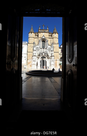 Santa Cruz Monastero e Praça 8 de Maio in Coimbra Centro storico Foto Stock