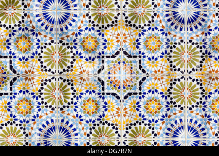 Il Senegal, Saint Louis. Piastrelle marocchine utilizzato nella Grande Moschea, La moschea principale di Saint Louis. Foto Stock