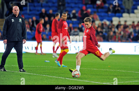 Wrexham nato Harry Wilson chi è più giovane del Galles partita internazionale di calcio. A 16 anni e 207 giorni. Foto Stock