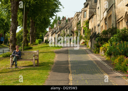 Cottage su High Street, Burford, Oxfordshire, Inghilterra Foto Stock