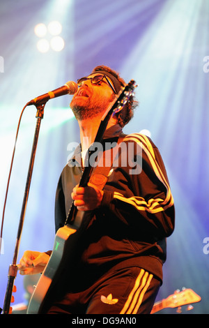 Mark Oliver Everett (E) di American band alternative rock le anguille si esegue presso Zurich Openair 2013. Foto Stock