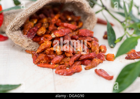 Porzione di essiccato Chilis (macro shot) Foto Stock