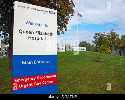 Queen Elizabeth Hospital segno, Woolwich, London, England, Regno Unito Foto Stock